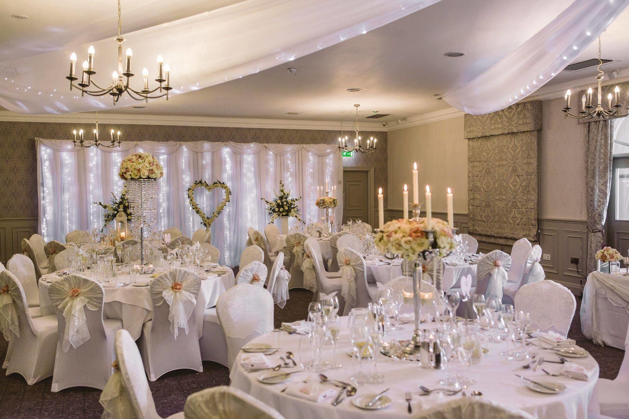 Mottram Hall Hotel 4*