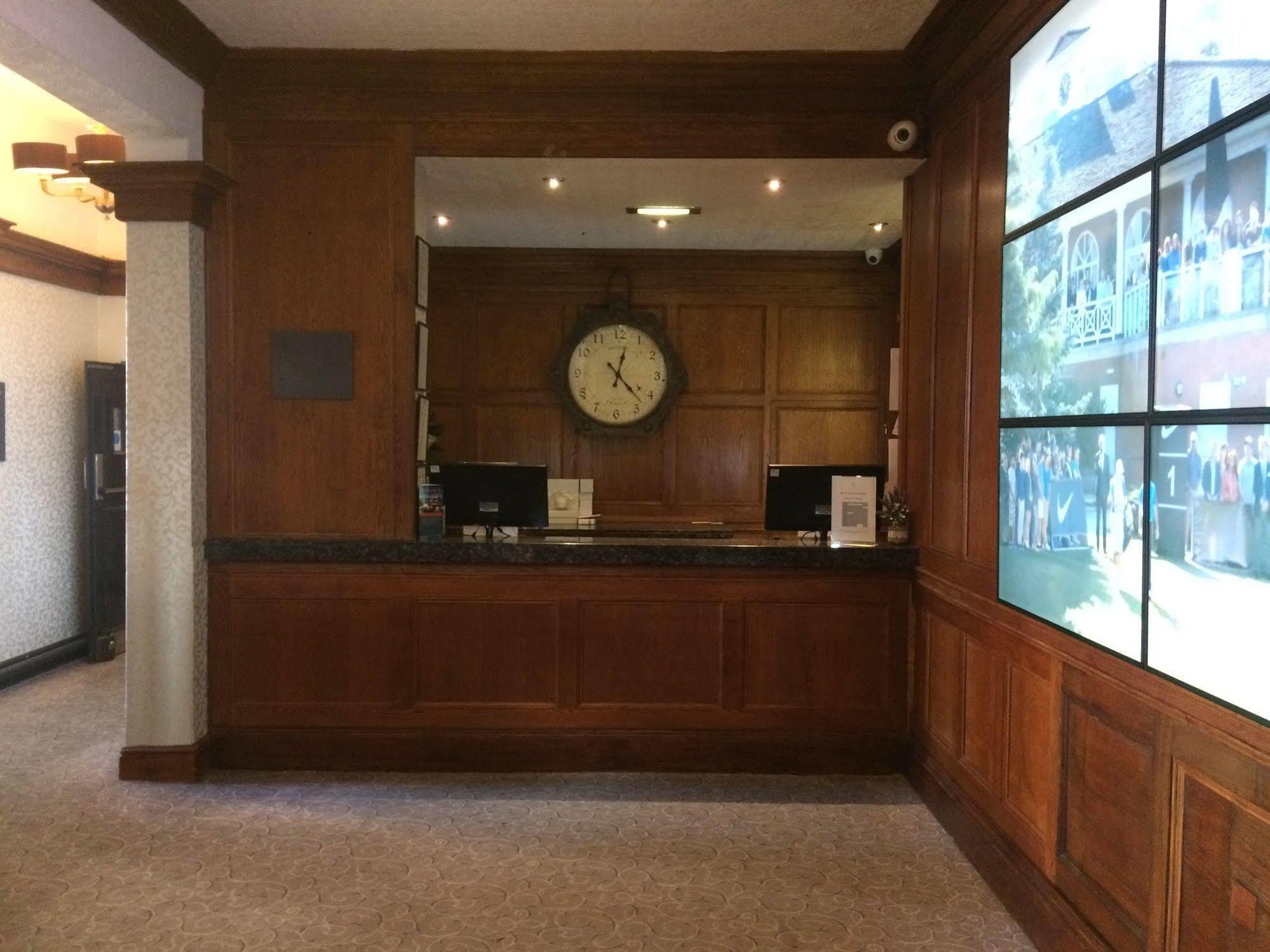 Hotel Mottram Hall 4*